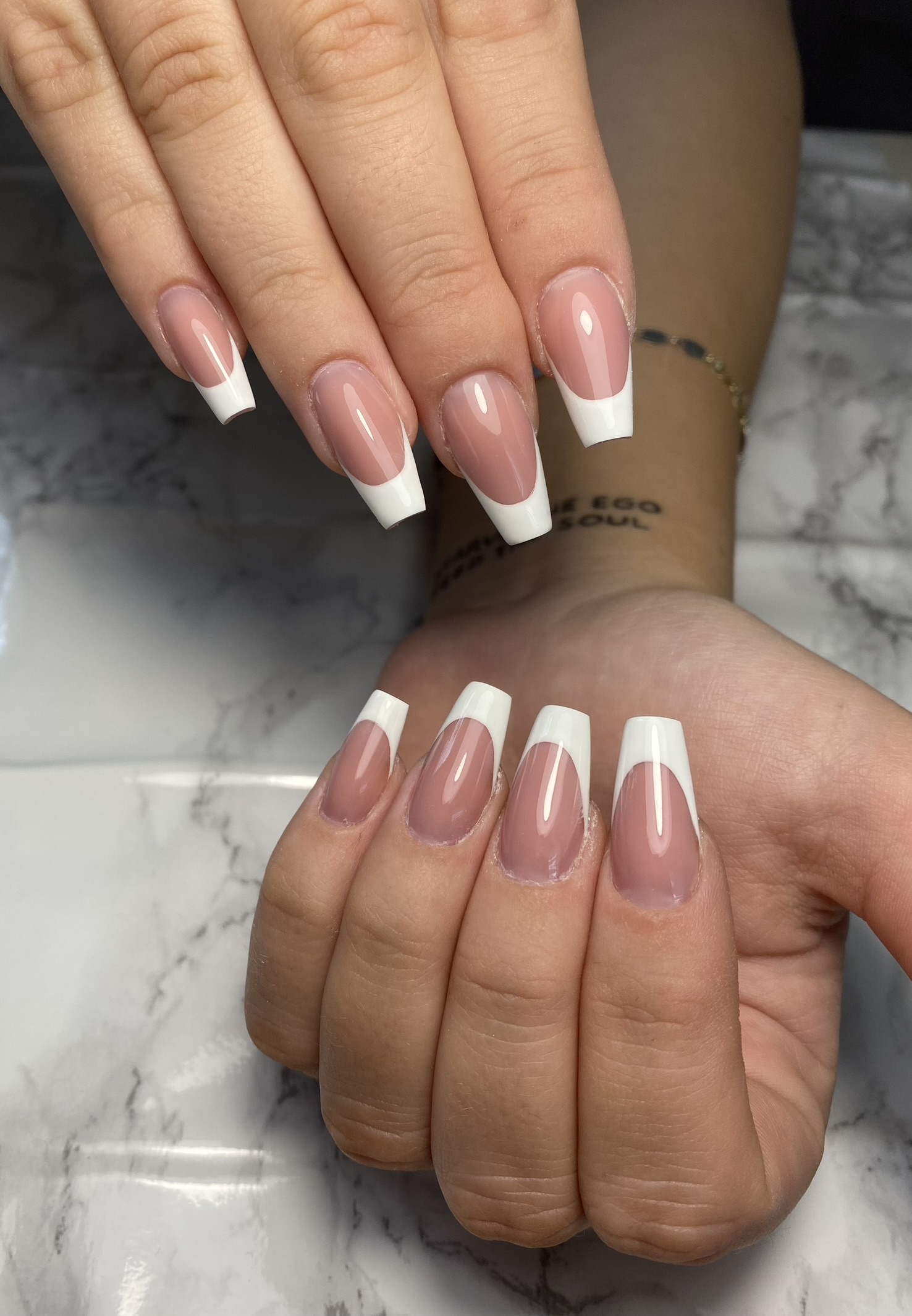 How to Choose Wedding Nails You Won’t Regret Later